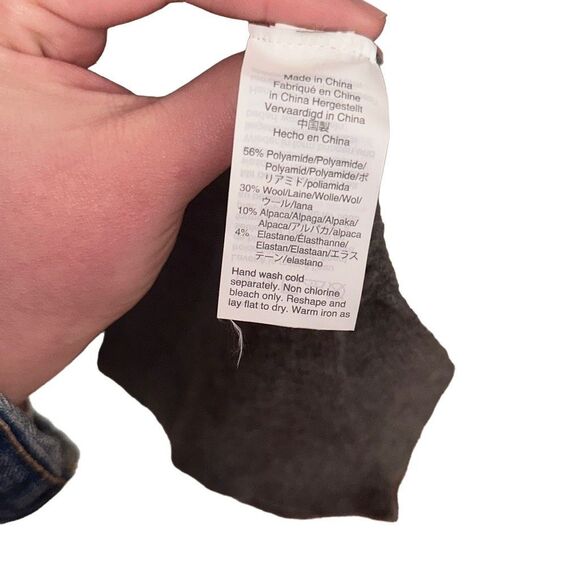 Madewell Oversized Kent Striped Cardigan Sweater in Coziest Yarn | XXS - Picture 12 of 12